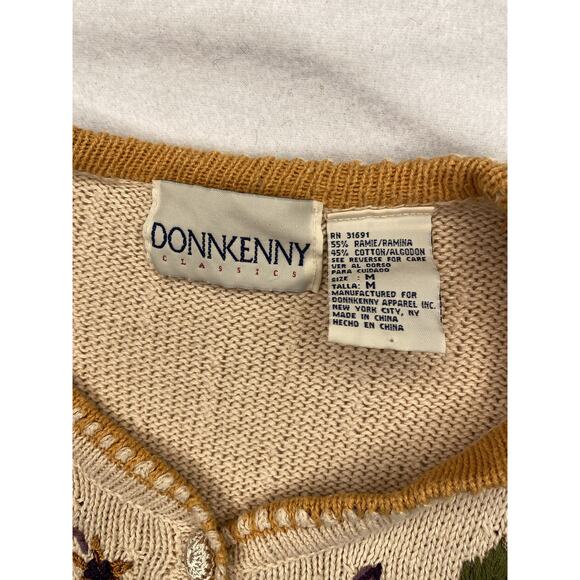 Donnkenny Woman's Tan Embellished Cardigan button down cardigan Size Medium - Picture 3 of 3